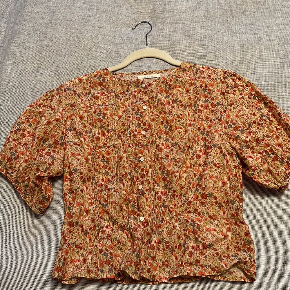 DOEN flower print top with buttons